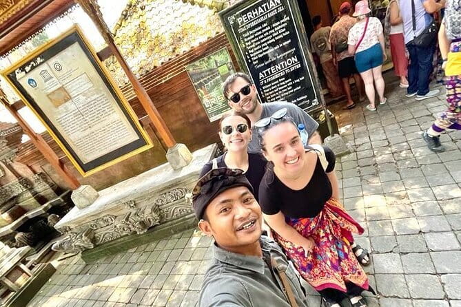 Ubud Monkey Forest Rice Terrace Temple Waterfall Private Tour - Monkey Forest: a close look at Bali’s macaques