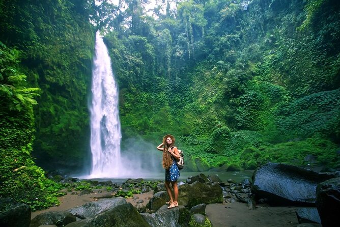 Ubud Private Tour: Waterfalls, Temple and Rice Terraces Swing - Tirta Empul Temple and Bali’s Holy Water Tradition