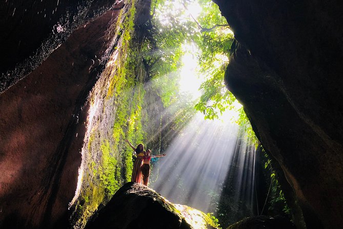 Ubud Temples, Waterfalls, Rice Terraces & Balinese Culture - The Ubud Traditional Art Market: four hours of shopping and local craft