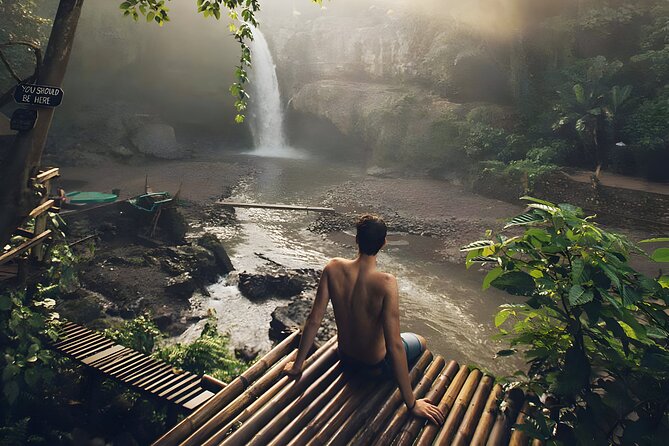 Ubud VW Safari Bali Tour - Volkswagen Classic Car Trip - Goa Gajah: a compact archaeological stop