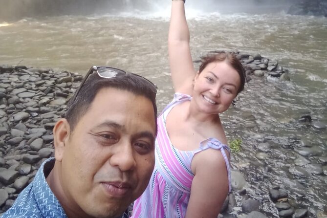 Ubud Waterfall Swing And Spring Temple Private Guided Tour - A quieter hour at Tampaksiring