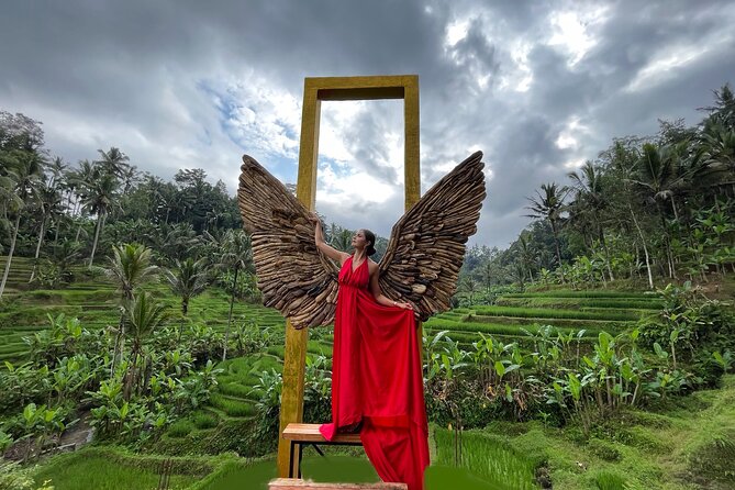 Ubud: Zipline, Bali Swing, and Sky Bike in a Private Rice Terrace - Choosing between four Bali swings