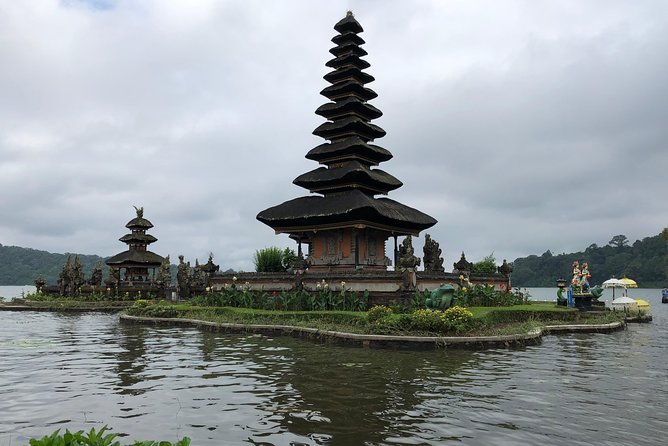 Ulun Danu Bratan Temple with Tanah Lot Sunset - Why this temple route works from Seminyak