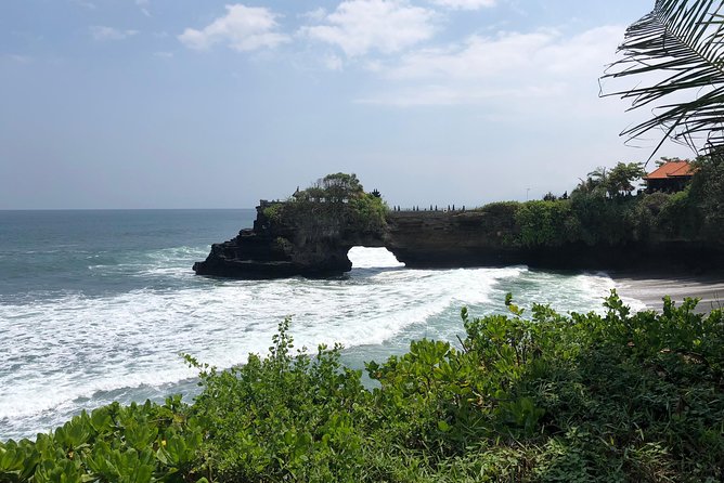 Ulun Danu Bratan Temple with Tanah Lot Sunset - The private driver can shape the day