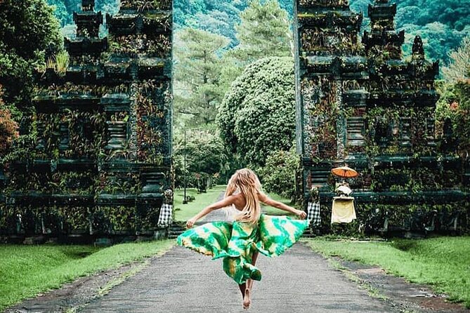 Ulun Danu Temple, Handara Gate, Wanagiri And Banyu Mala Waterfall - Five things to know before you go