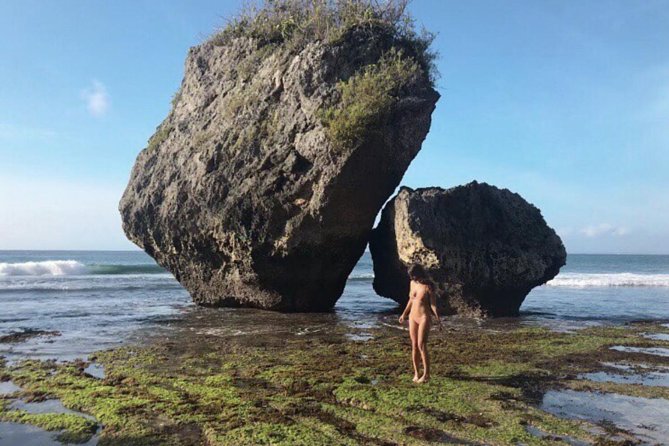 Uluwatu Instagram Tour: Unforgettable Beaches (Private & All-Inclusive) - Karang Boma Cliff for the largest views