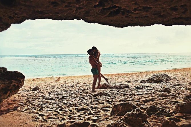 Uluwatu Instagram Tour: Unforgettable Beaches (Private & All-Inclusive) - Bingin Beach below the white cliffs