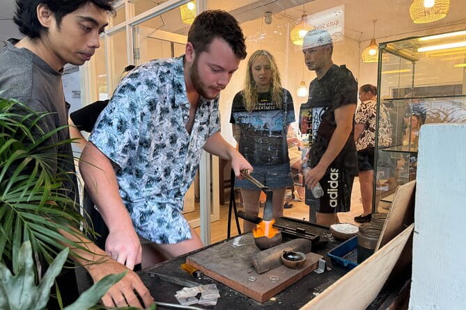 Uluwatu Silver Class: A Unique Jewelry-Making Experience in Bali - The main weakness: instruction in English