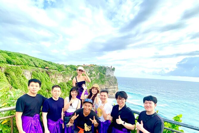 Uluwatu Temple Entry and Kecak Fire Dance Ticket - The monkey problem, and why the guide matters