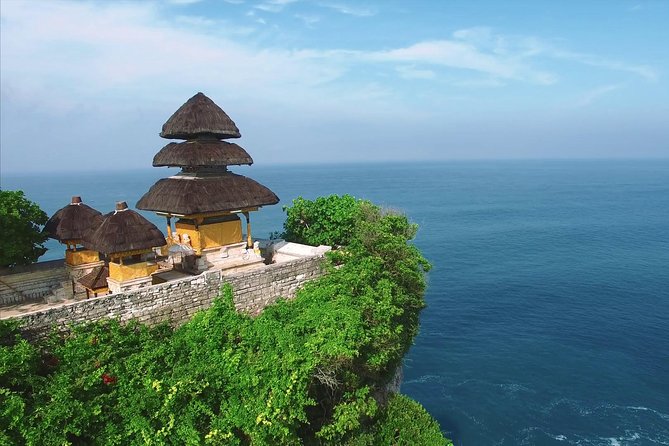 Uluwatu Temple & Kecak Fire Dance Tour - Small details that improve the evening