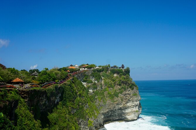 Uluwatu Temple Sunset and Kecak Fire Dance - Why Uluwatu works best at sunset