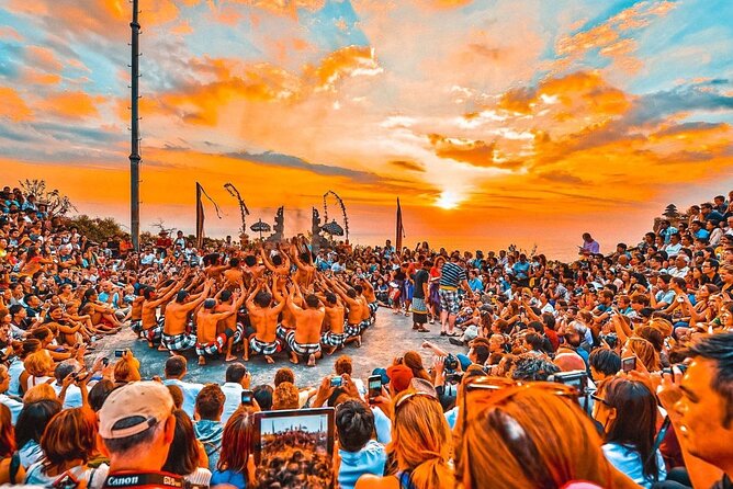 ️Uluwatu Temple Sunset & Kecak Fire Dance Tour - The Kecak Fire Dance after sunset
