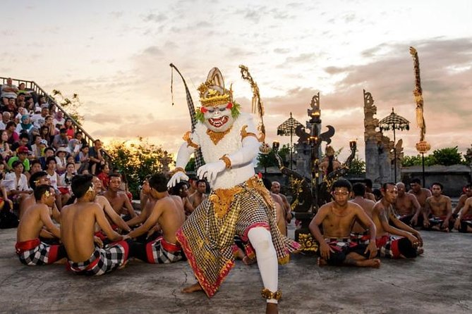 ️Uluwatu Temple Sunset & Kecak Fire Dance Tour - Uluwatu Temple above the Indian Ocean