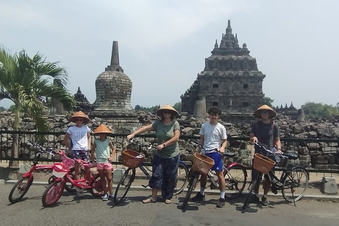 Yogya Customized Tour - Borobudur: Give the Biggest Temple Room to Breathe