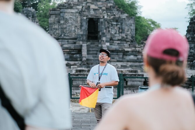 Yogyakarta Borobudur Climb Up And Prambanan Temples Sharing Tour - Guides Make the Difference
