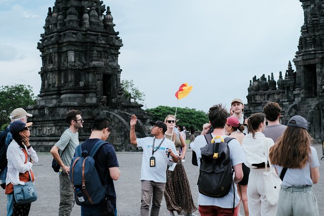 Yogyakarta Borobudur Climb Up And Prambanan Temples Sharing Tour - The Journey to Prambanan