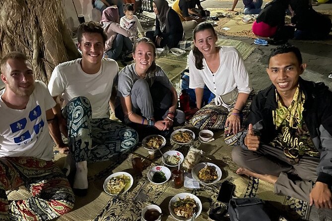 Yogyakarta: Borobudur Top Access & Prambanan Temple Private Tour - Prambanan’s tall Hindu shrines