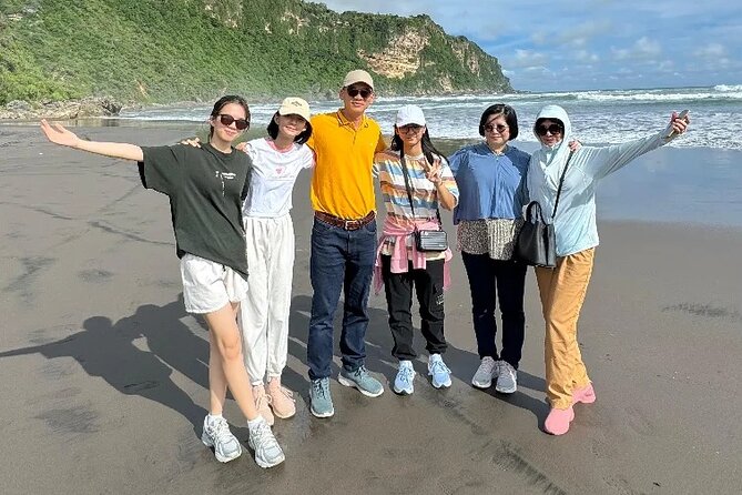 Yogyakarta Car Rental with Driver for Daily and Multi-Day Tours - Borobudur, Chicken Church, and Punthuk Setumbu