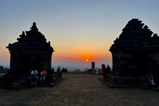 Yogyakarta City tour and Ijo Temple Sunset - Tamansari Water Castle: royal pools and waterways
