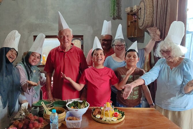 Yogyakarta Cooking Class and Market Tour - What the $35 price includes