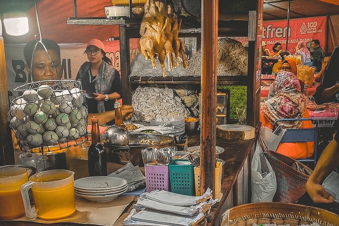 Yogyakarta Culinary&Walking Tour with English/France/Italy guide - Bakmi Jawa at Pak Pele
