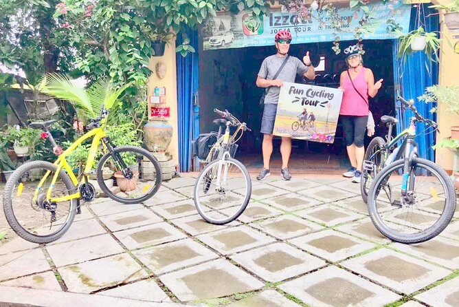 Yogyakarta Cycling Tour Around the Villages and Fish Farm - Timing, pickup, and practical details