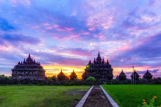 Yogyakarta Day trip Borobudur & Prambanan Temples - Is $40 a good value?