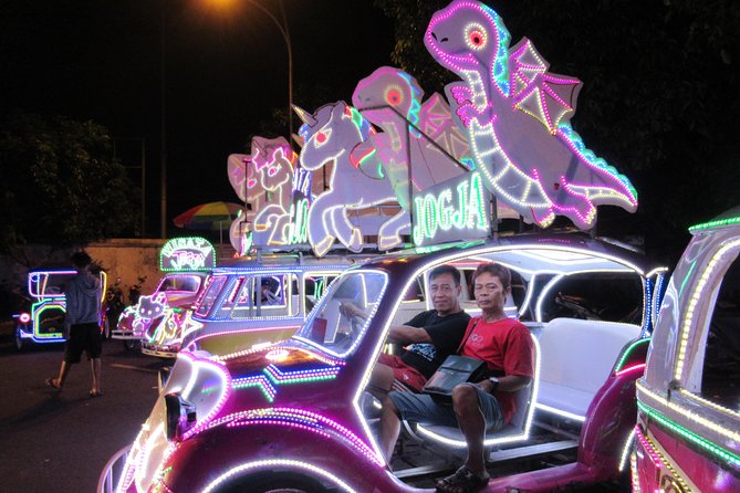 Yogyakarta Night Delight Walking Tour - What makes this Yogyakarta night tour worth considering